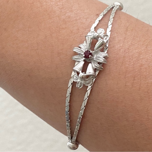 Vintage Silver Ruby Red Floral Bell Center Double Snake Chain 7.5” Bracelet - Picture 3 of 16